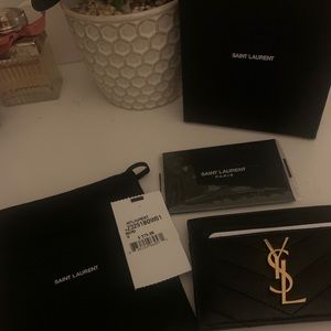 Meet your Posher, Maribel